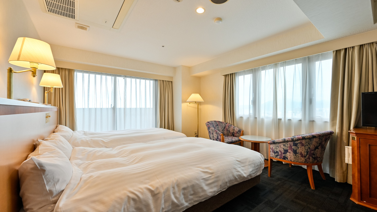 ジュニアスイート