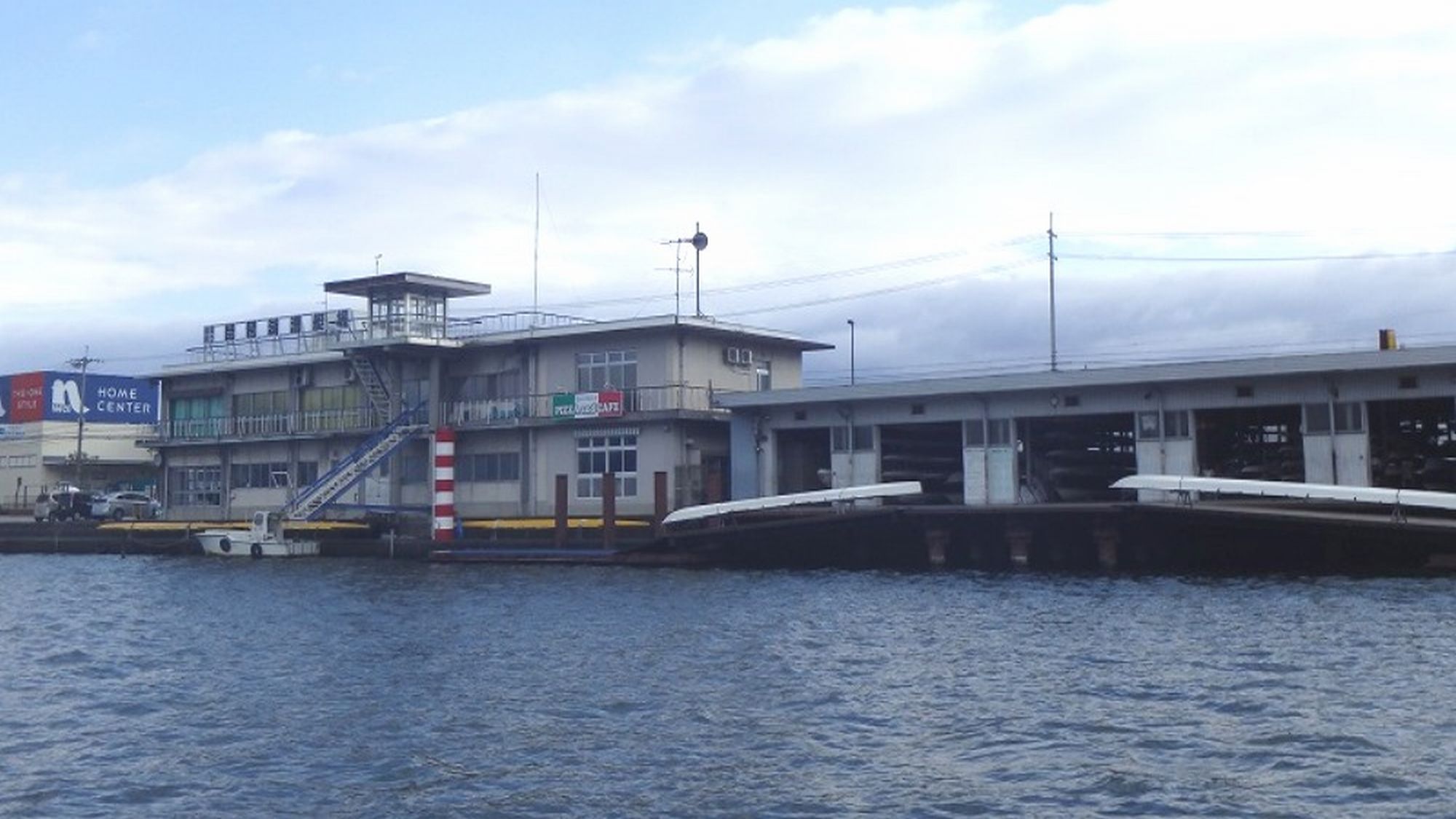 滋賀県立琵琶湖漕艇場