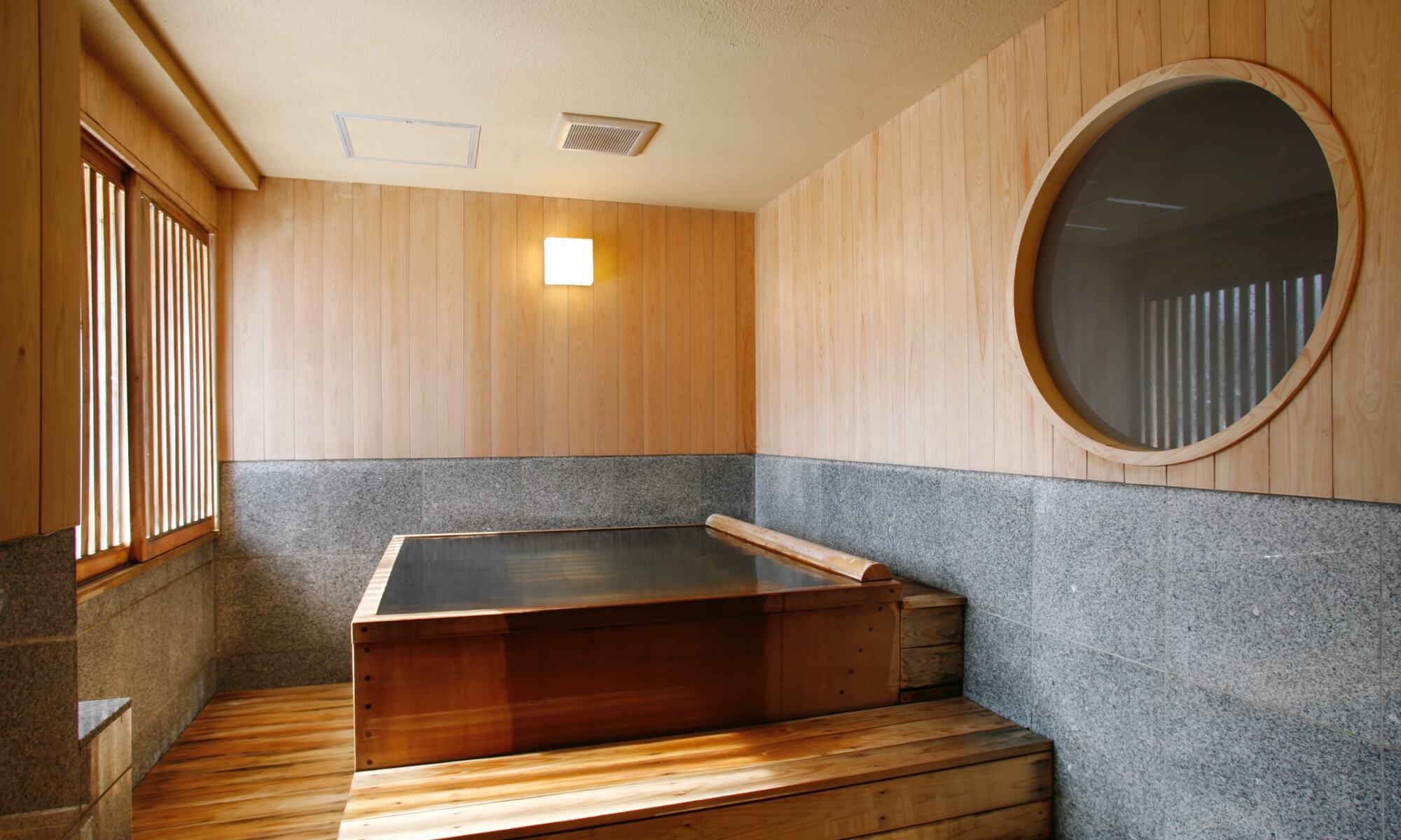 【展望風呂付和洋室（90平米）一例】
