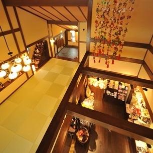 玄関ロビー吹き抜け