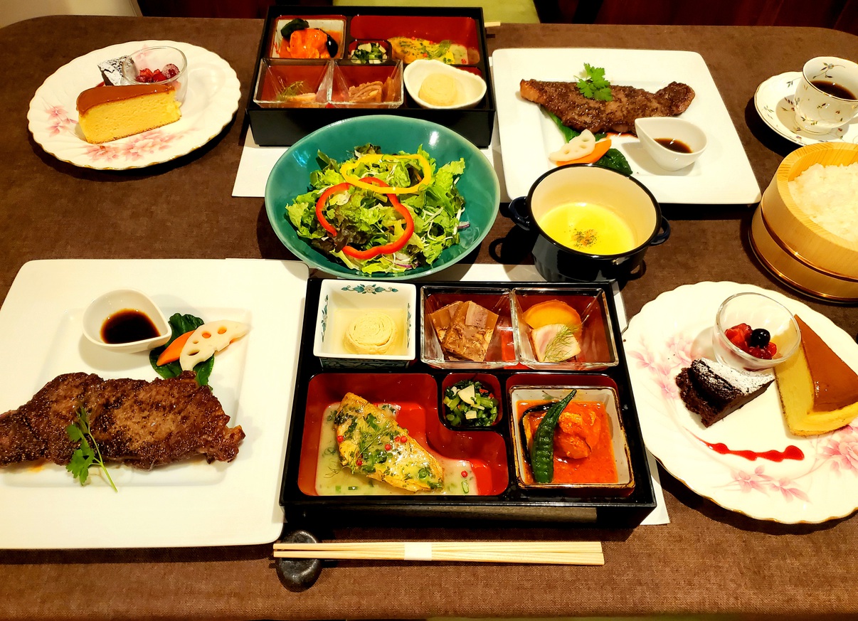 本館・お部屋食夕食一例