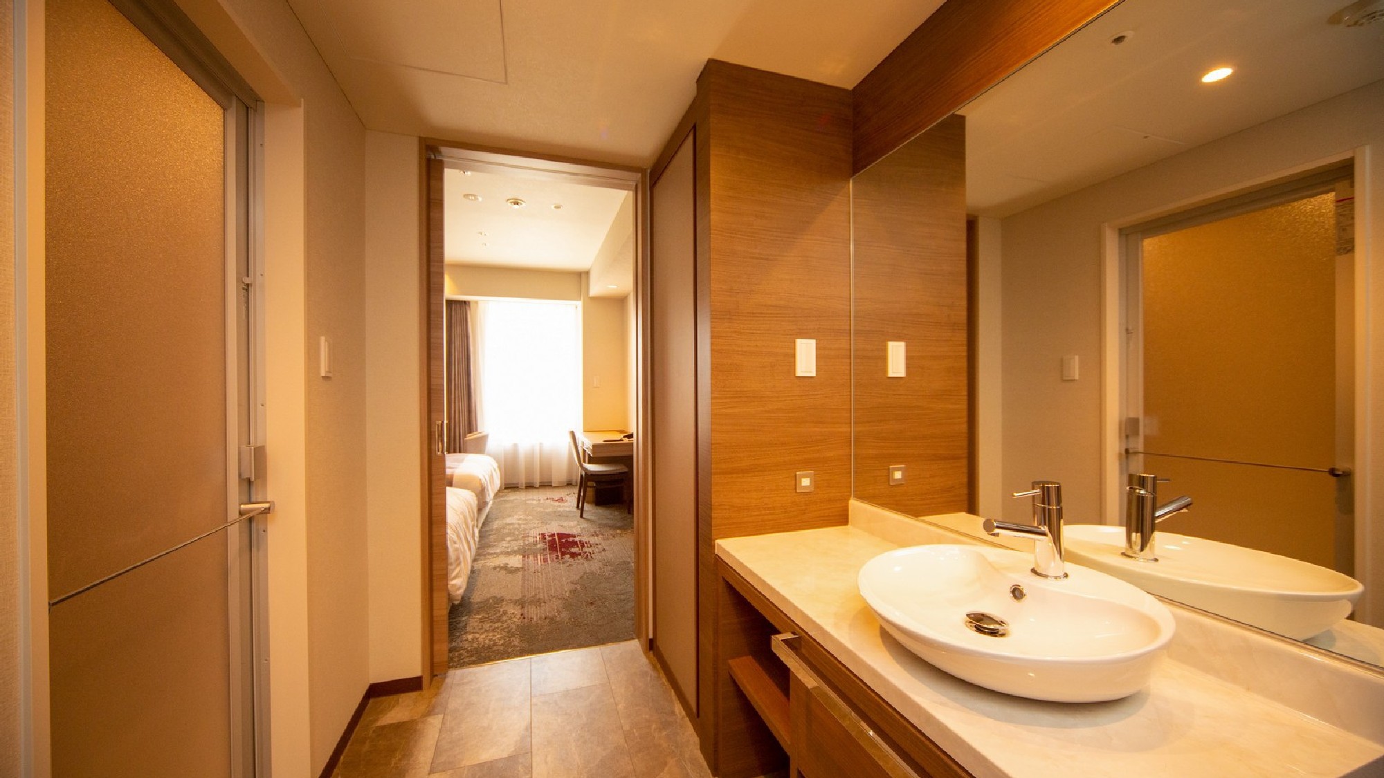 【街側ツイン】