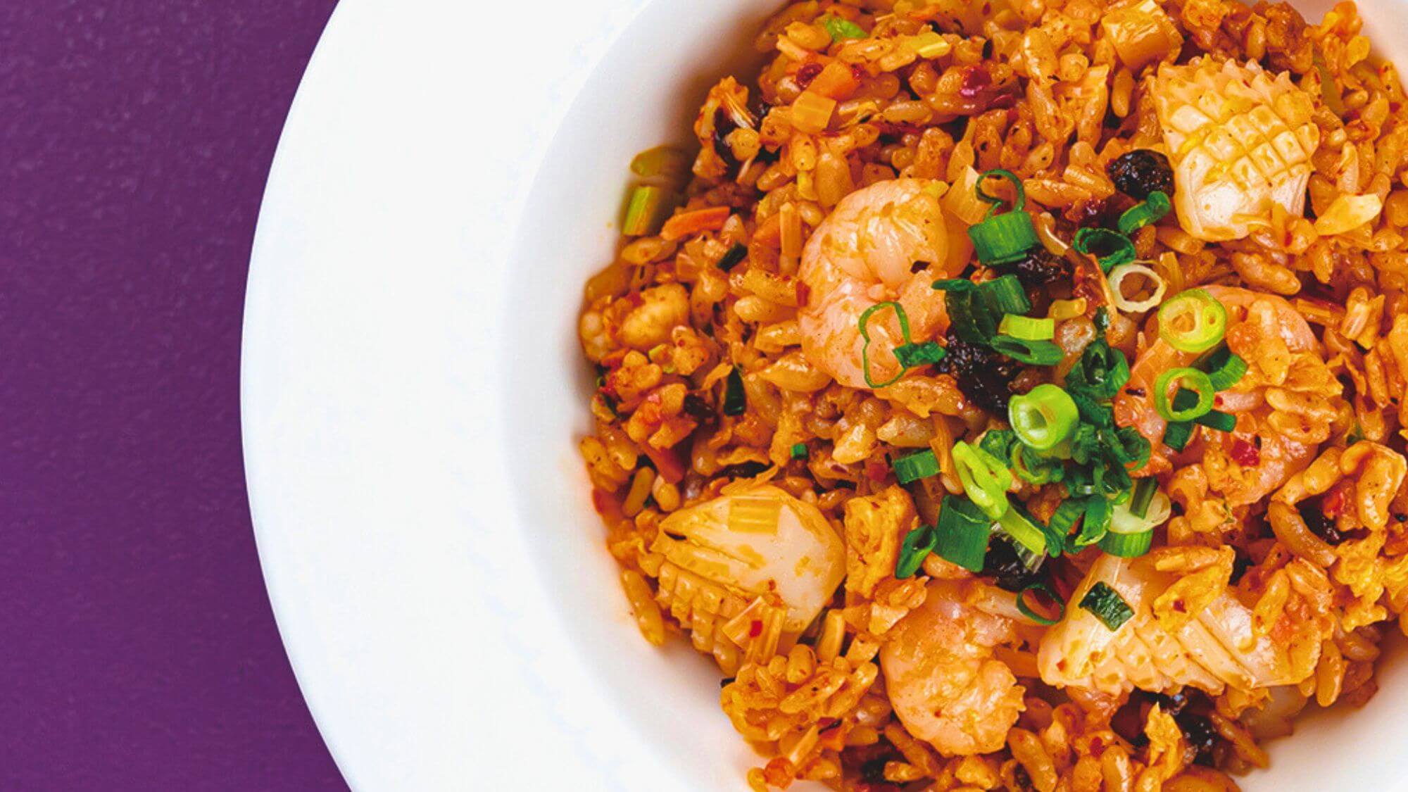 【2025-2026冬バイキング】今大注目の中華ラー油「ラオガンマー」を使った海鮮炒飯