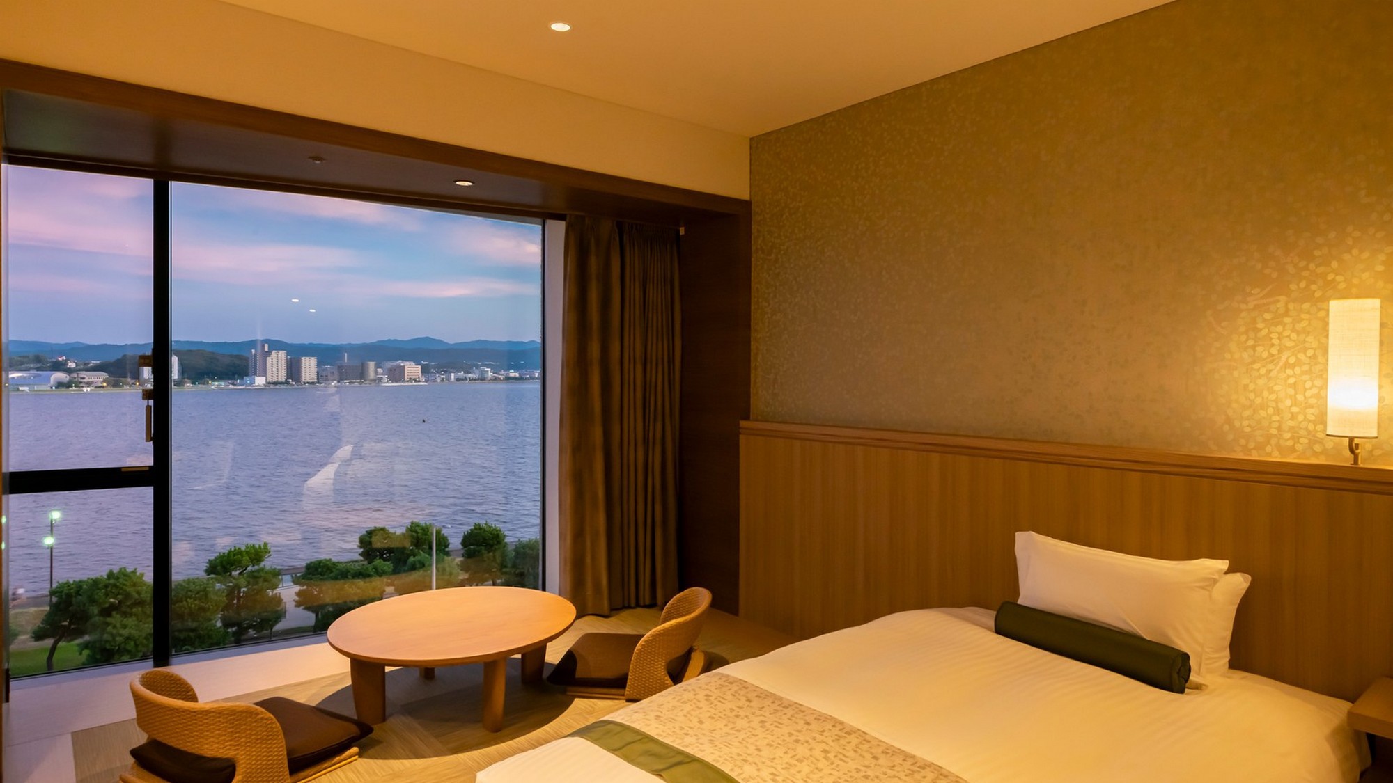 【しんじ湖側〇和洋室】