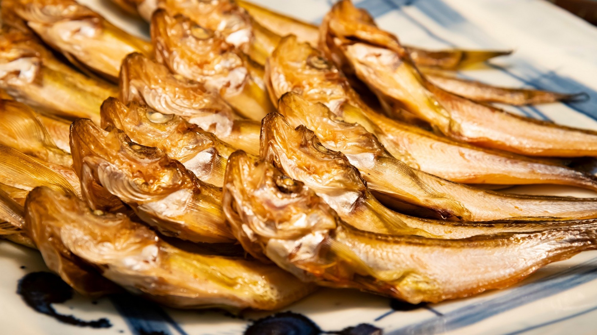 島根名物のどぐろ。正式名称はアカムツですが、口を開けたら喉が黒いのでノドグロと呼ばれます。