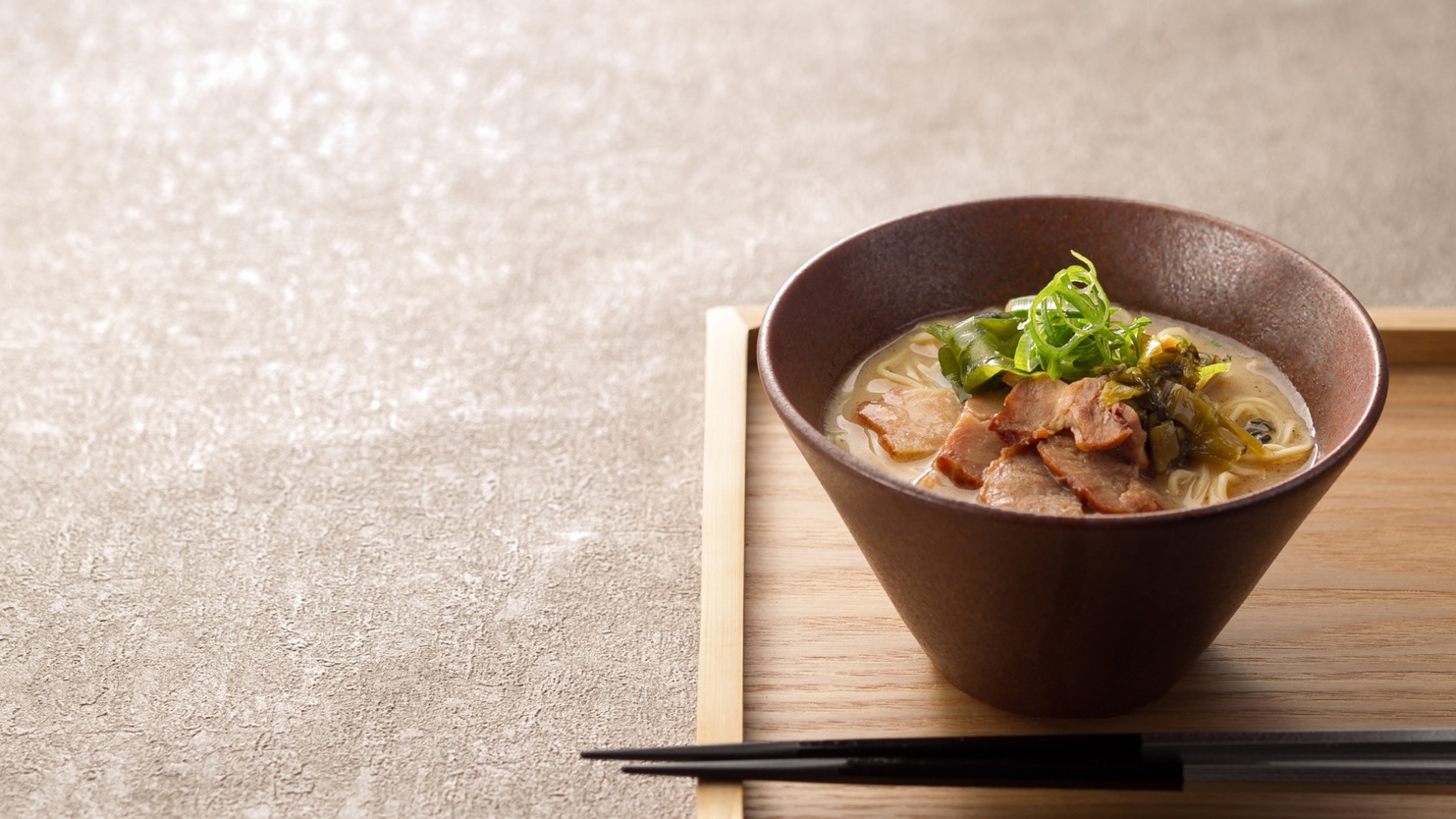 朝食ビュッフェイメージ豚骨魚介系拉麺