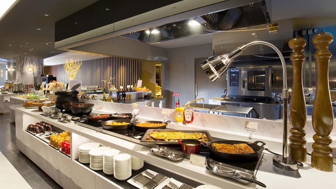 31階スカイレストラン「Hareus〜ハレアス」の朝食ブッフェボード