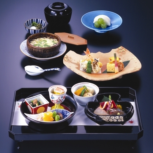 68F日本料理「四季亭」ディナー(画像は全てイメージです)