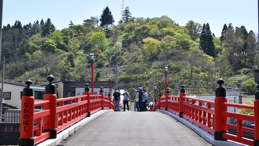 中の橋