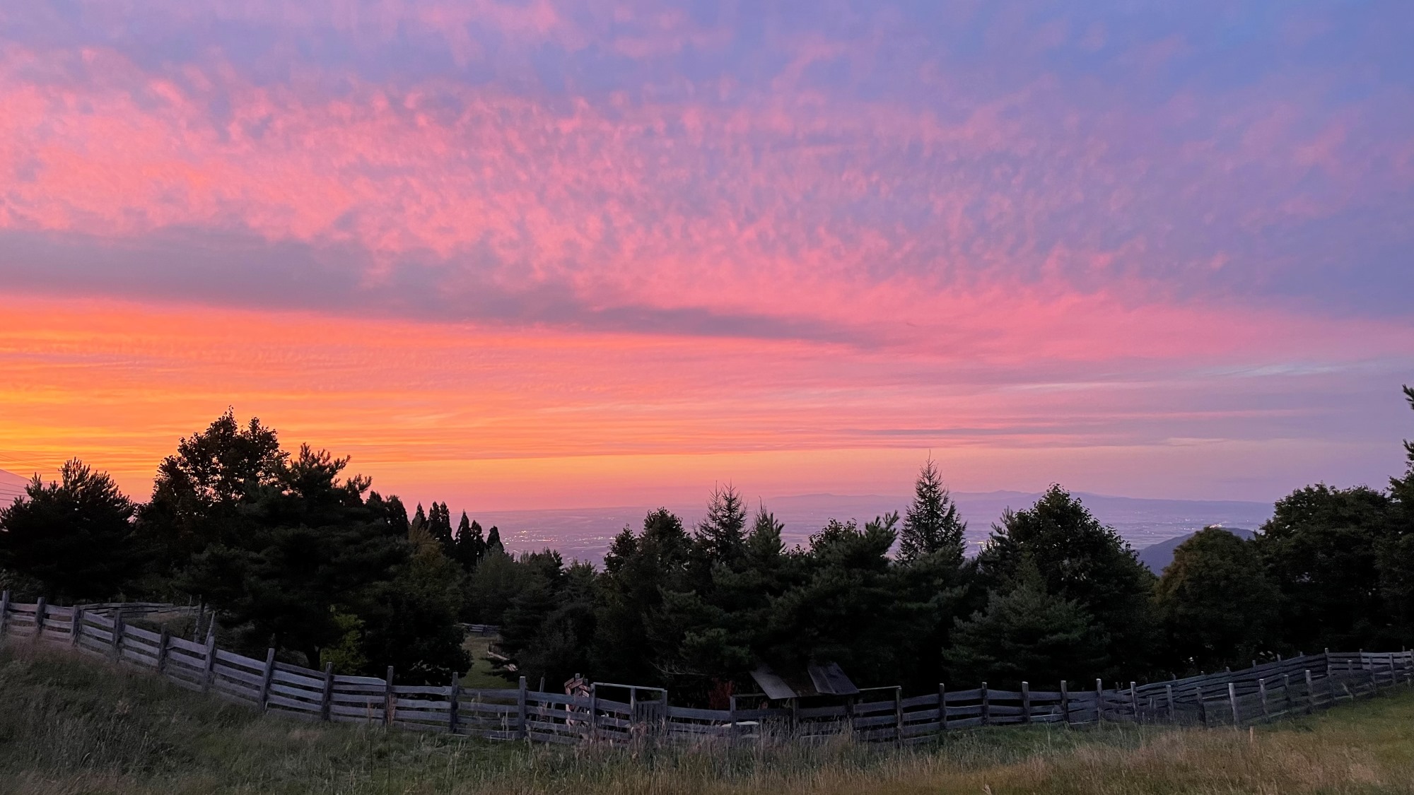 ホテル周辺風景（夕景）