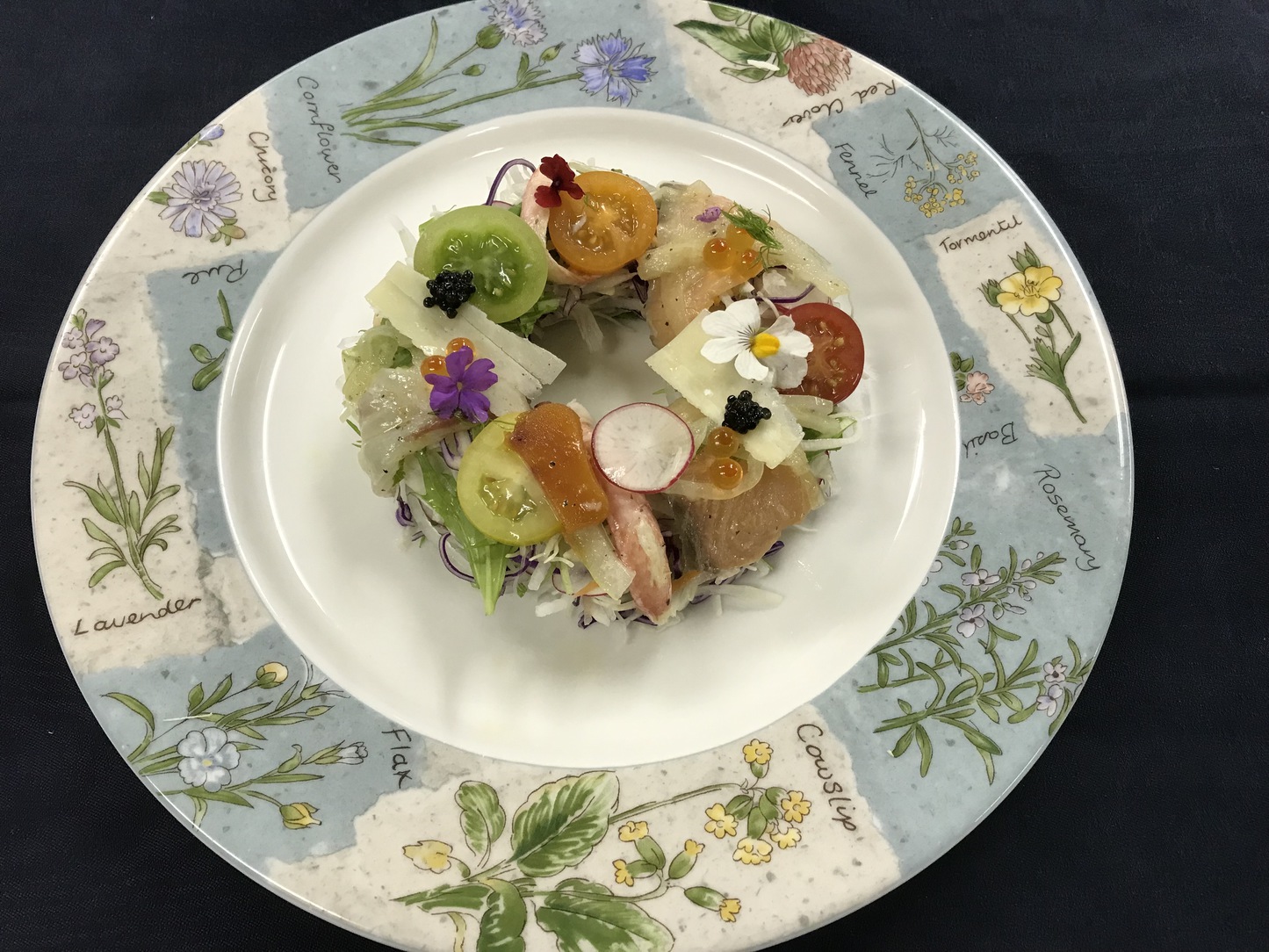 フィッシュステーキサラダ(イメージ）