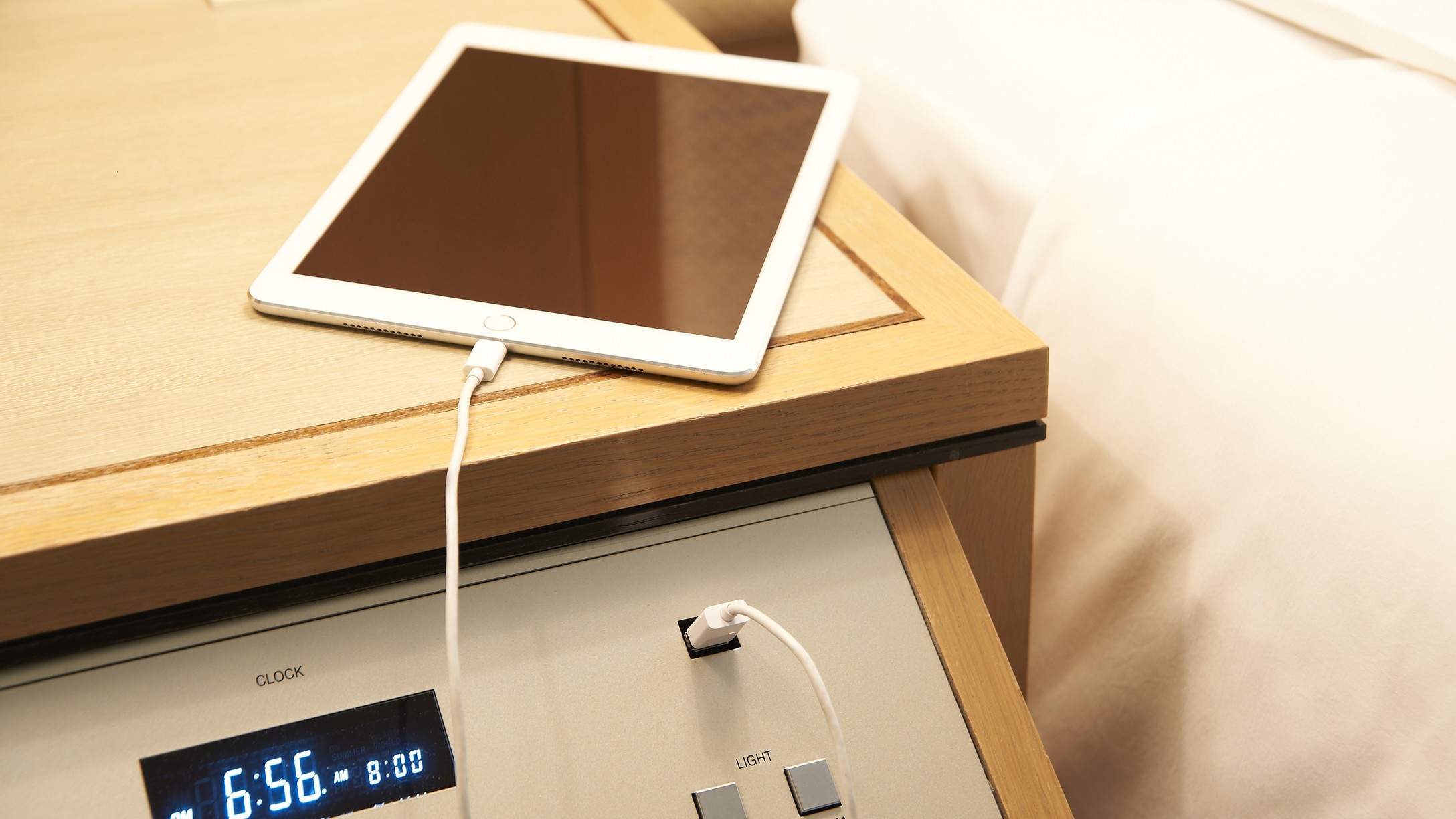 ナイトテーブル（イメージ）