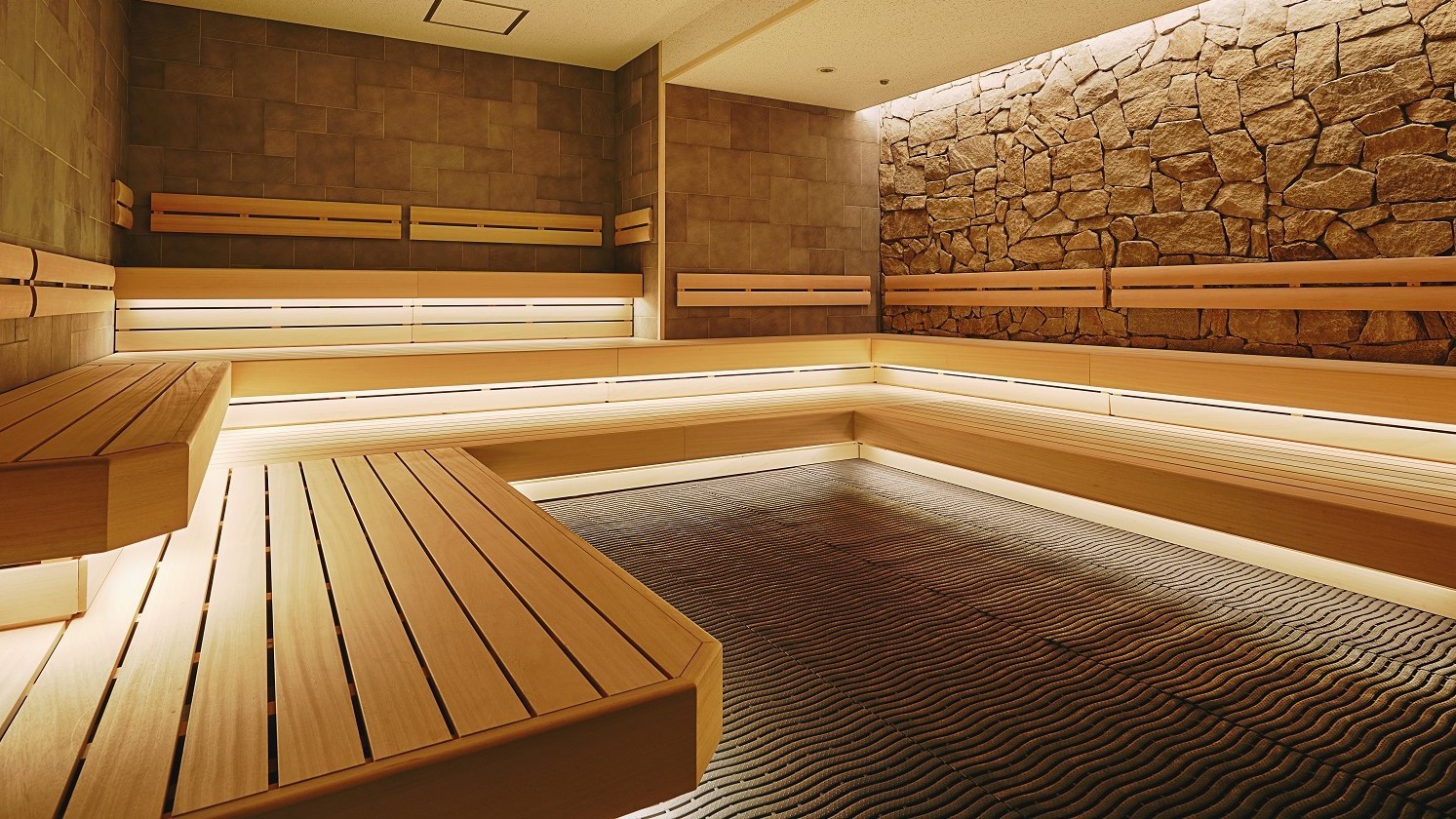 サウナ（フィットネスクラブ内）