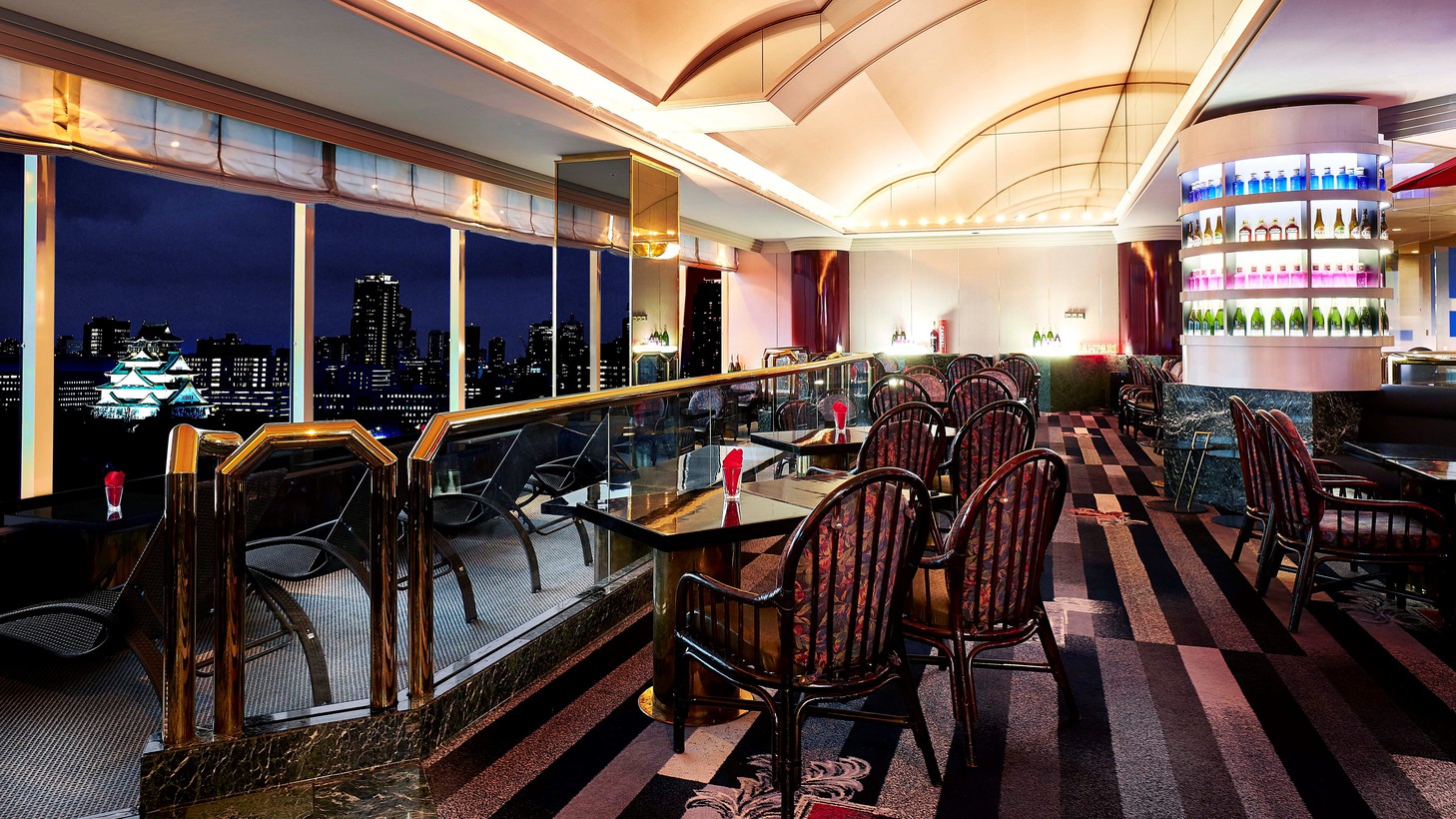 スカイラウンジフォーシーズンズ