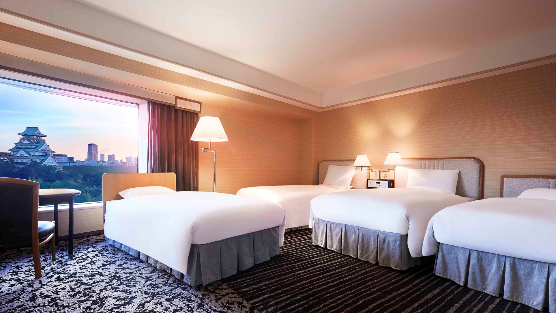 フォースルーム（40㎡、キャッスルビュー）