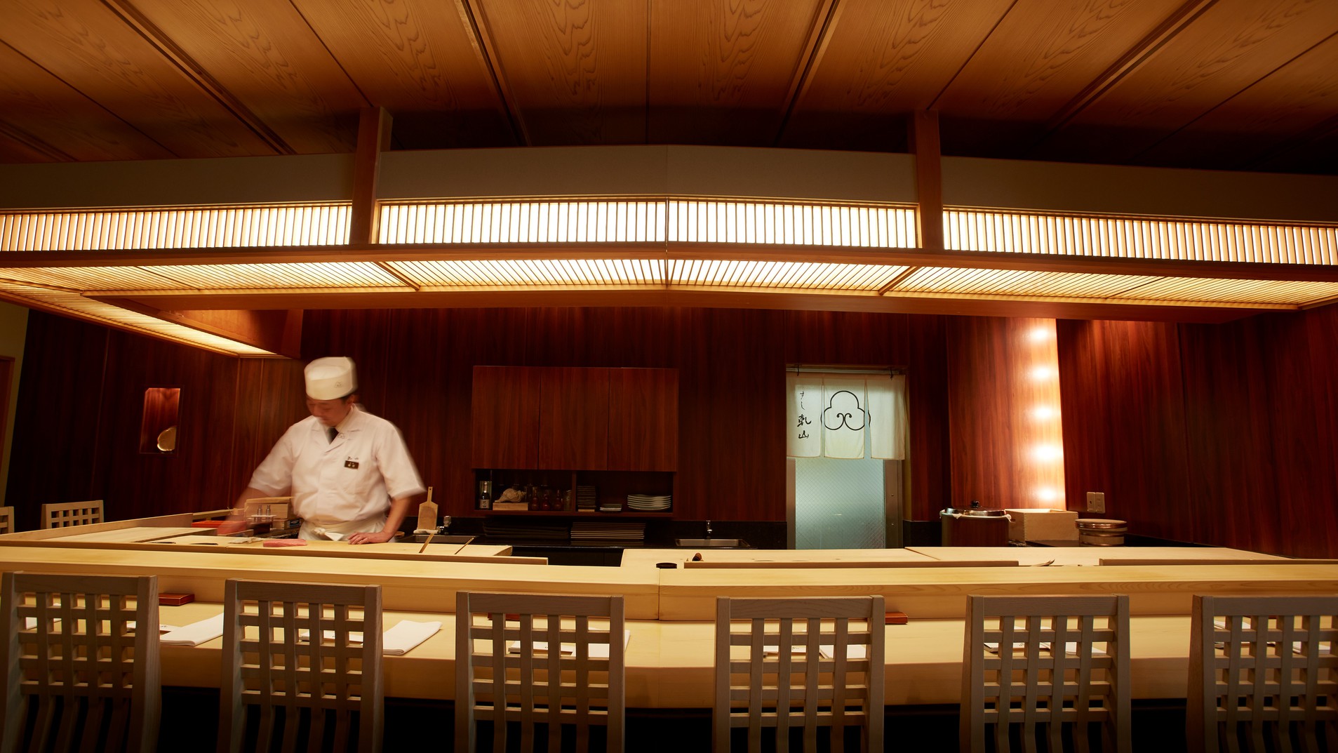 江戸前すし乾山