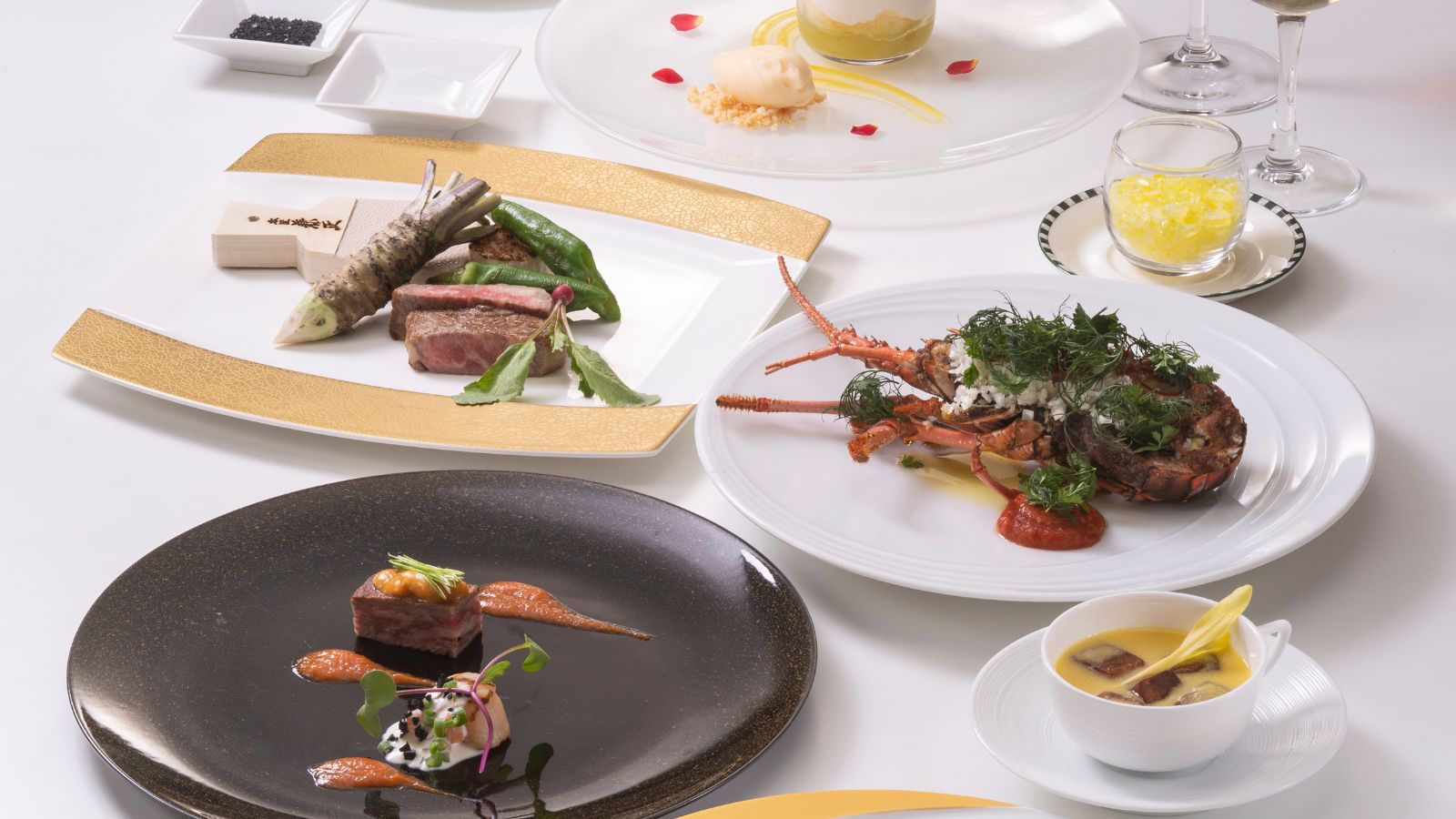 【客室】クラッセ棟インペリアルスイート料理