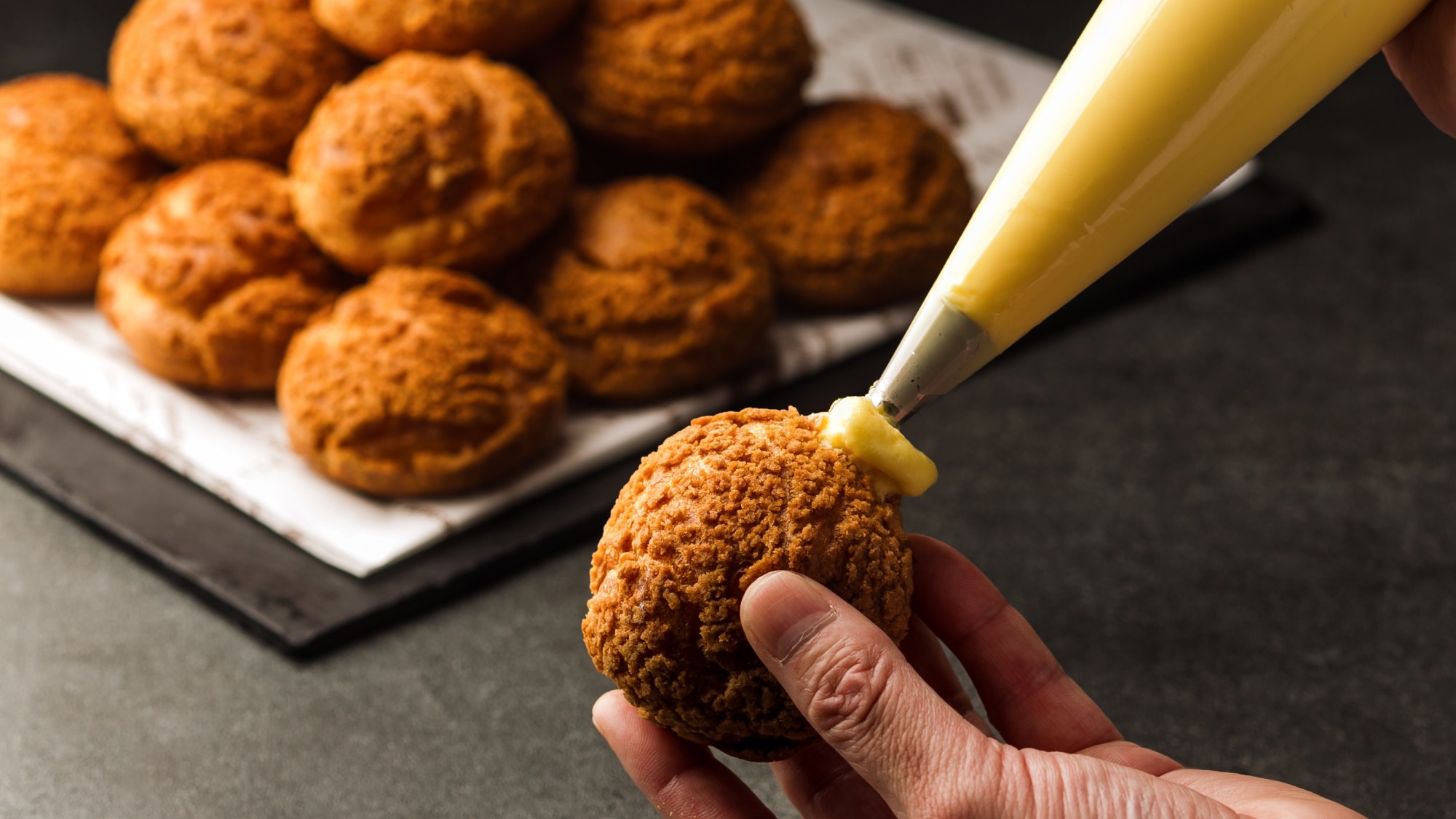 ＜Dinner Buffet＞焼きたてクッキーシュークリーム※イメージ