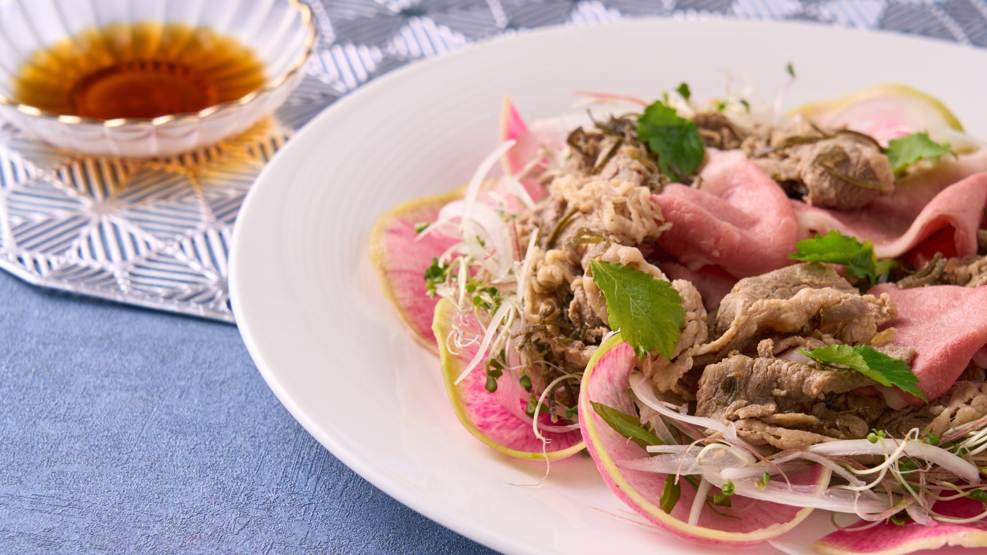 ＜Dinner Buffet＞冷牛シャブ/ローカルフード※イメージ