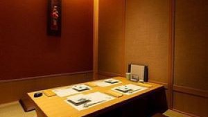 やきとり会席炭寅はなれ店店内4名個室
