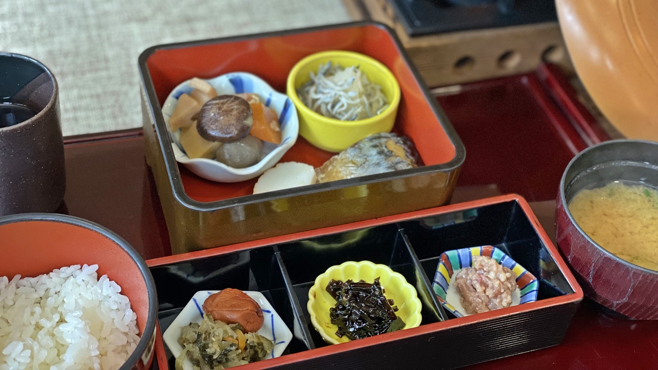 *【朝食一例】＜ 和定食 ＞島根といえば宍道湖のしじみのお味噌汁でほっこり。