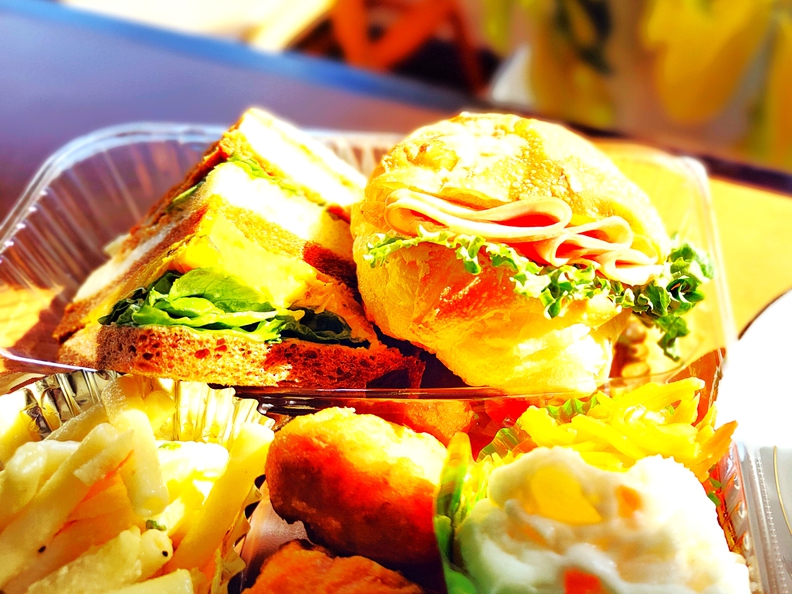 【RAGGRUPPI朝食Cセット】当施設すぐの人気パン屋さんここでしか味わえない朝食