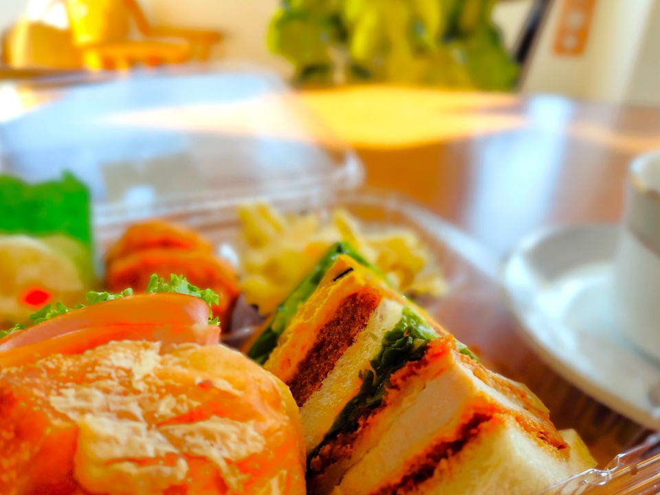 【RAGGRUPPI朝食Cセット】当施設すぐの人気パン屋さんここでしか味わえない朝食