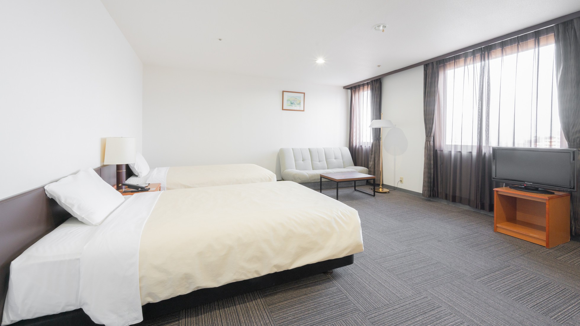 デラックスツイン（35㎡）ベッド幅120cm