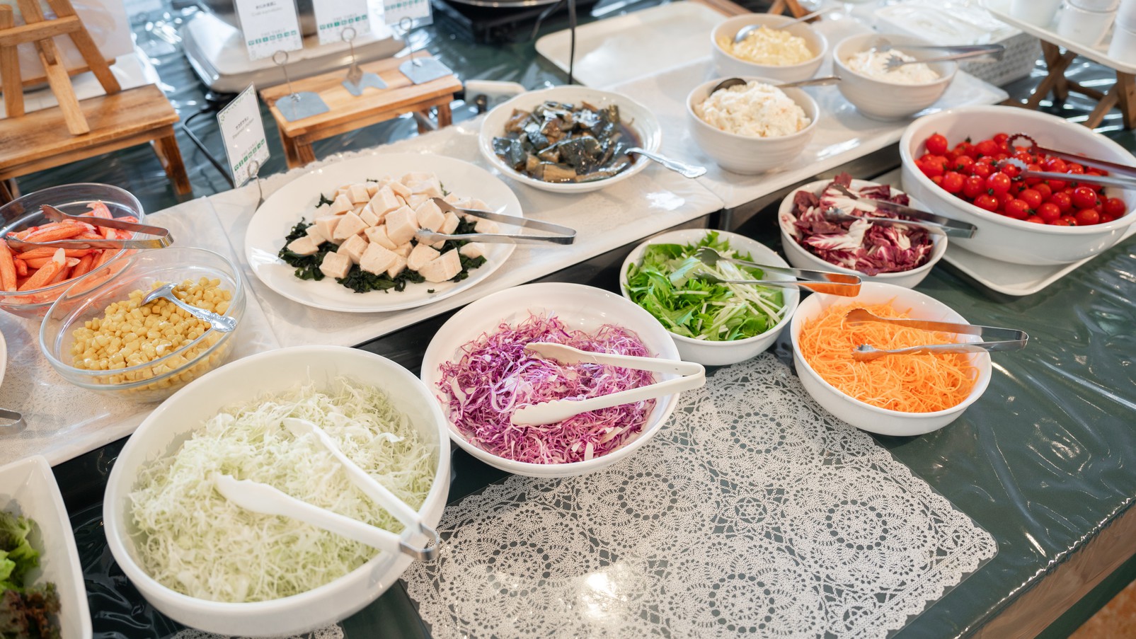 朝食バイキング