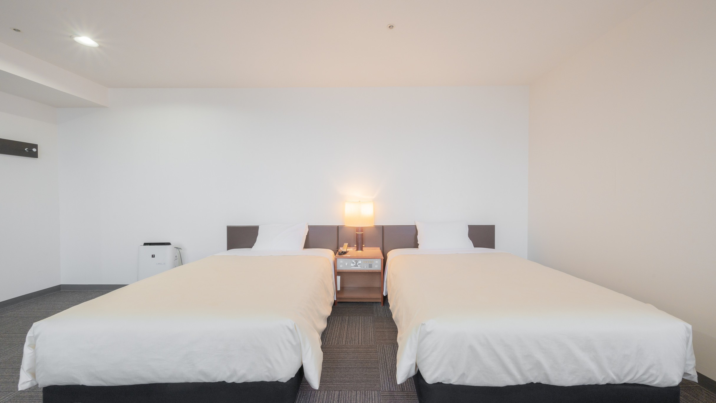 デラックスツイン（35㎡）ベッド幅120cm