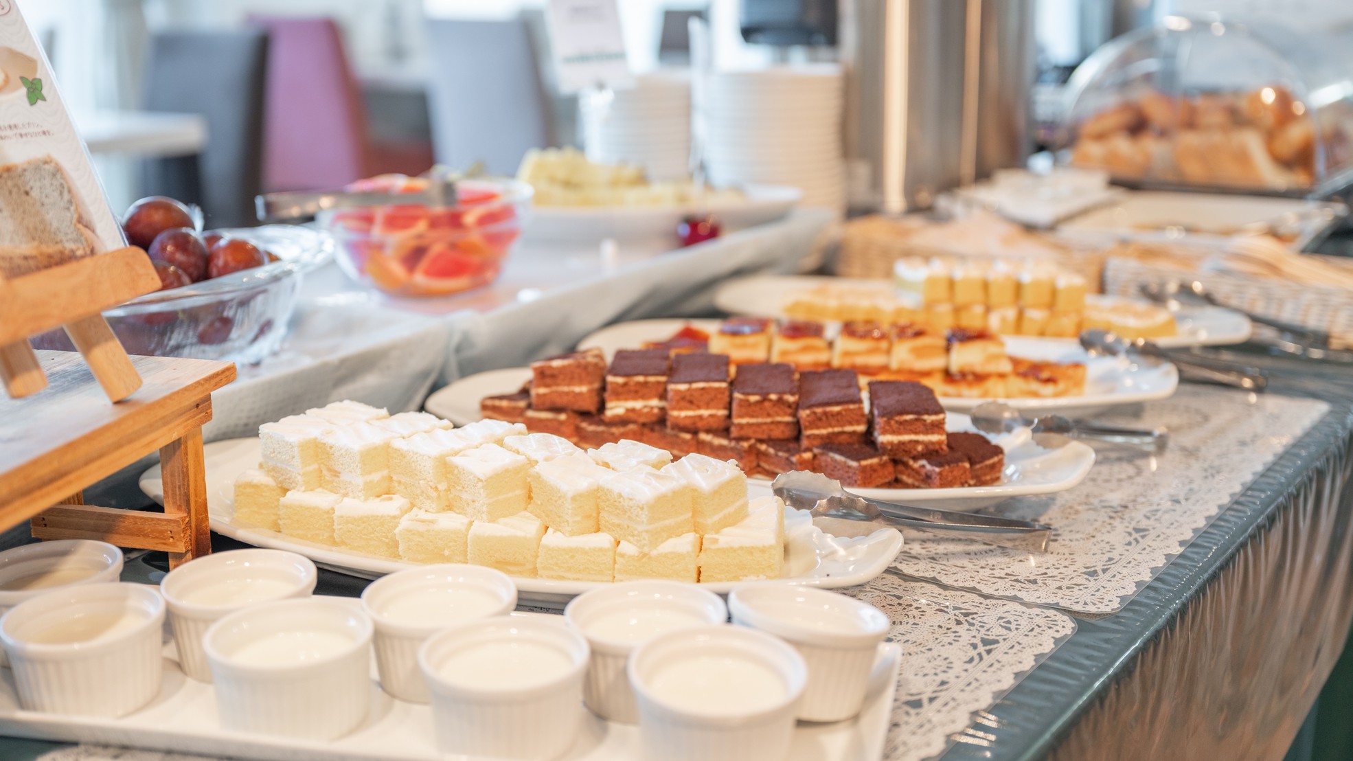 朝食バイキング