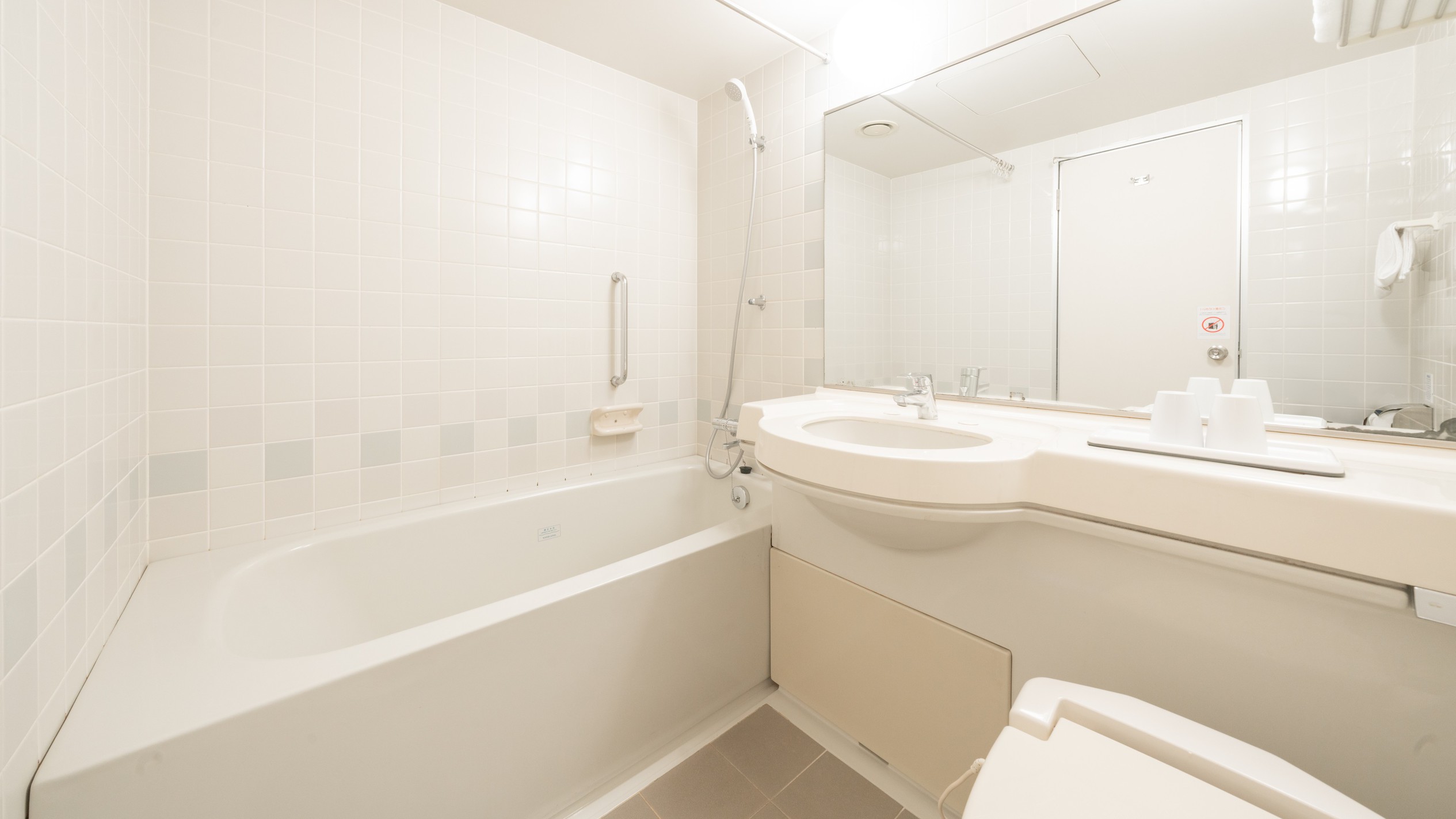 バスルームデラックスツイン