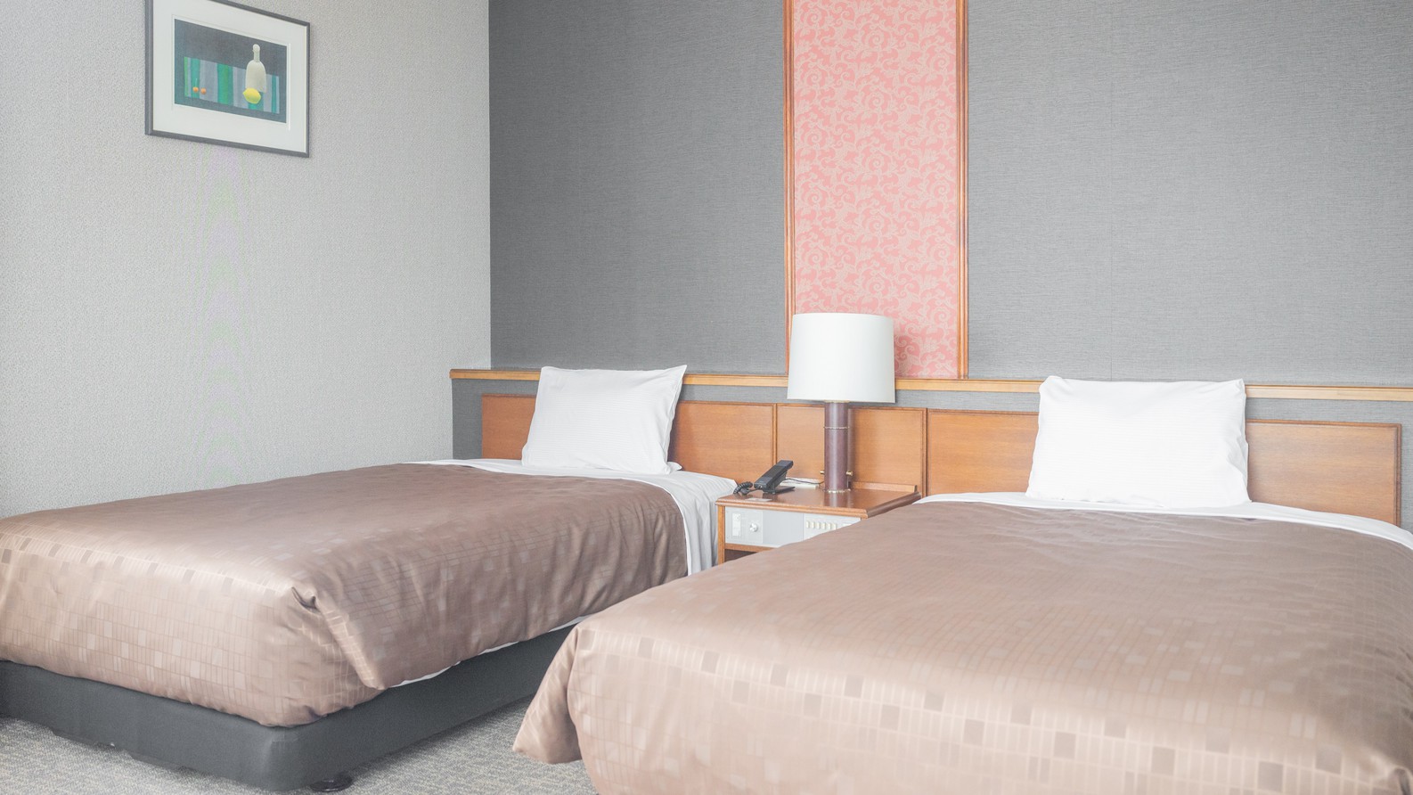 客室最上階スイートルーム（54㎡）ベッド幅120cm