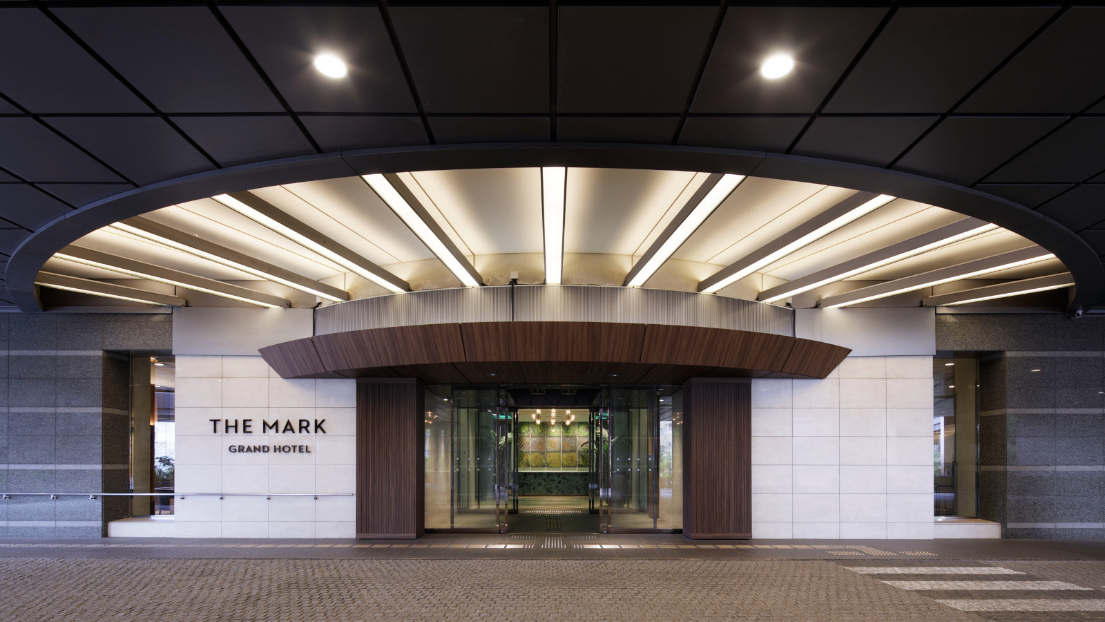 THE MARK GRAND HOTEL エントランス