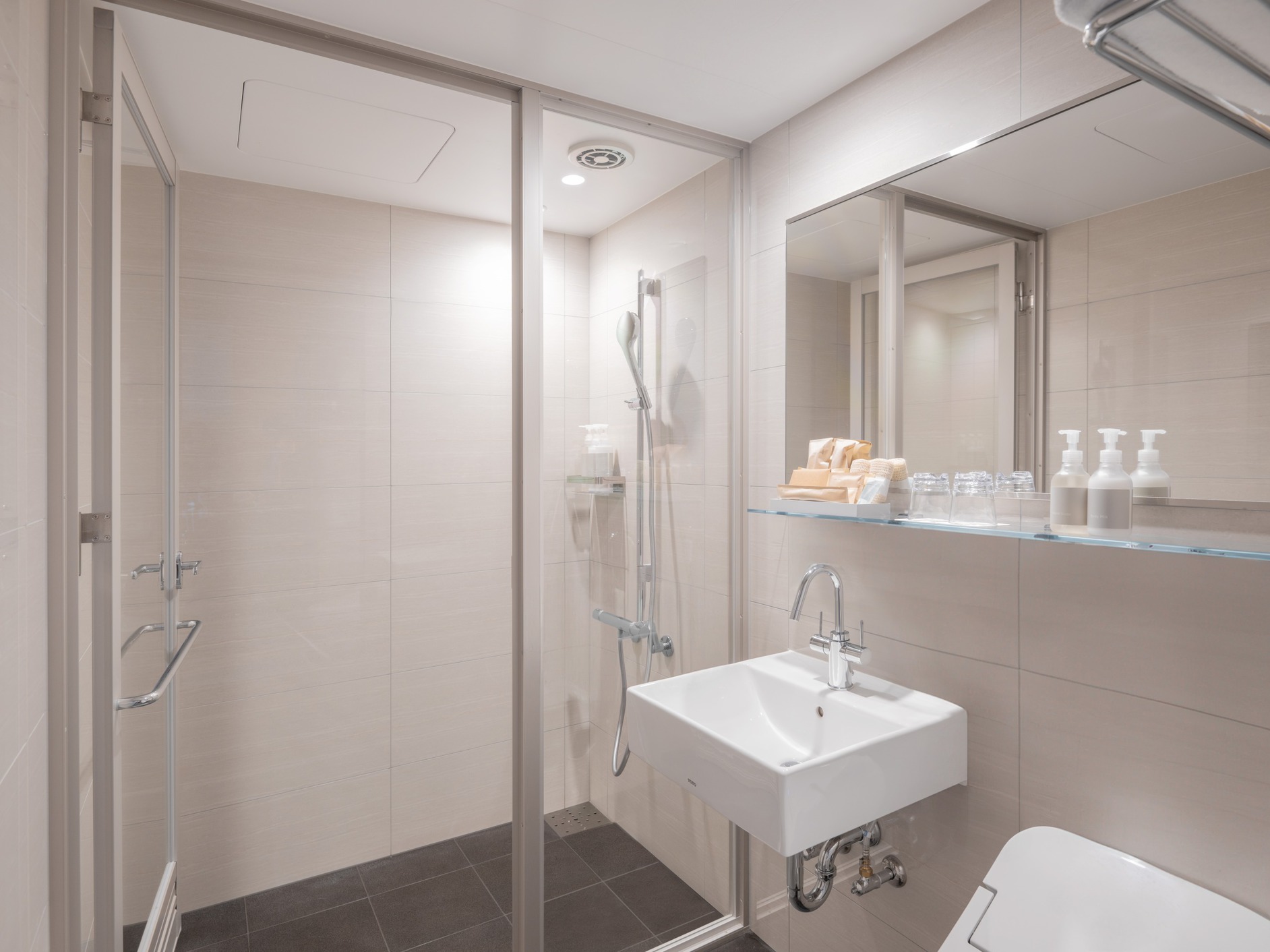 マークツイン（高層階・ミニバーフリー・フリーフロー）