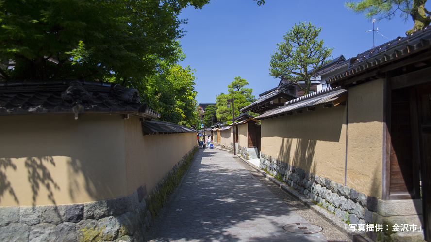 武家屋敷跡ホテルより徒歩20分