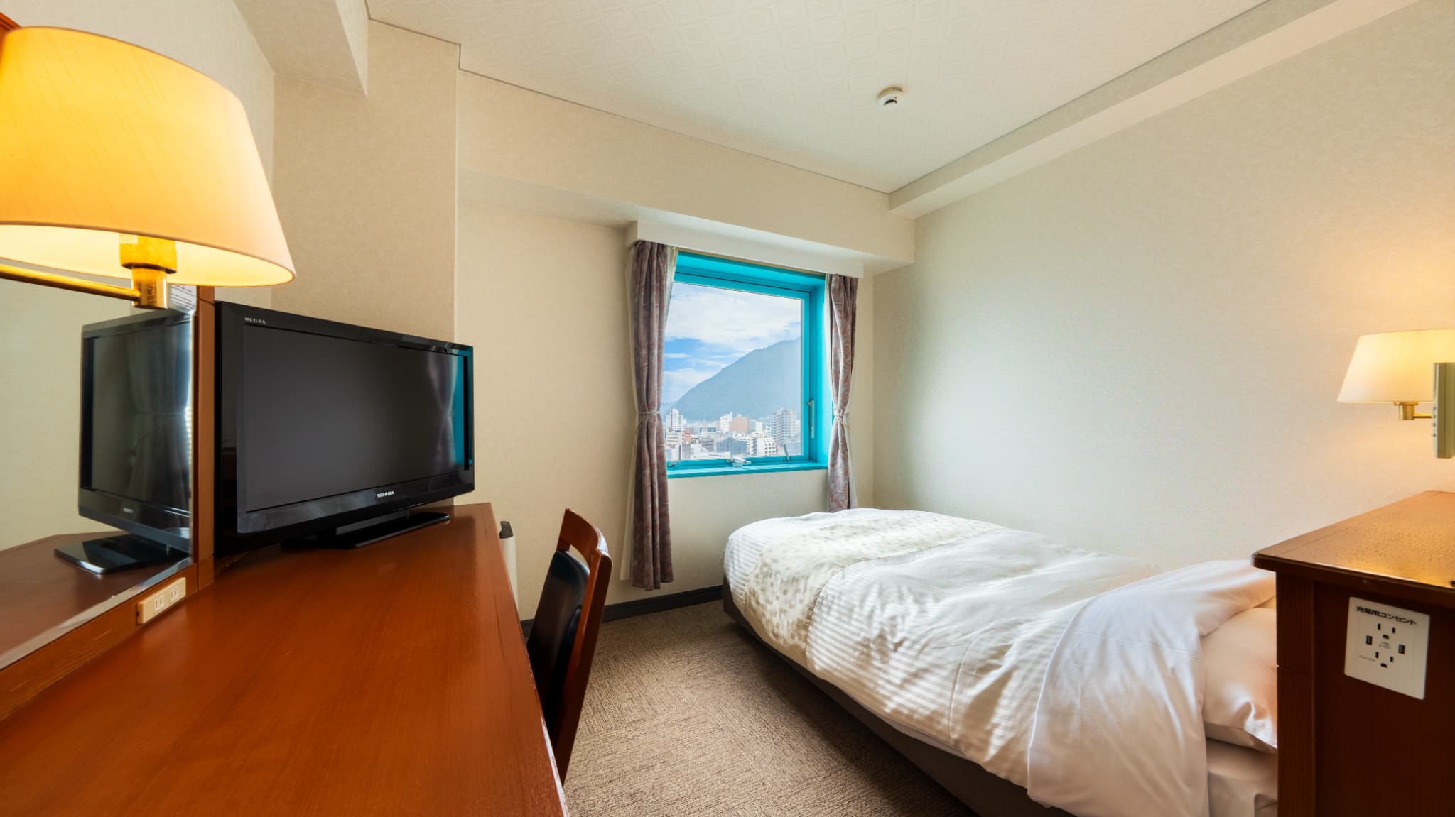 シングルA（16㎡）シティービュー