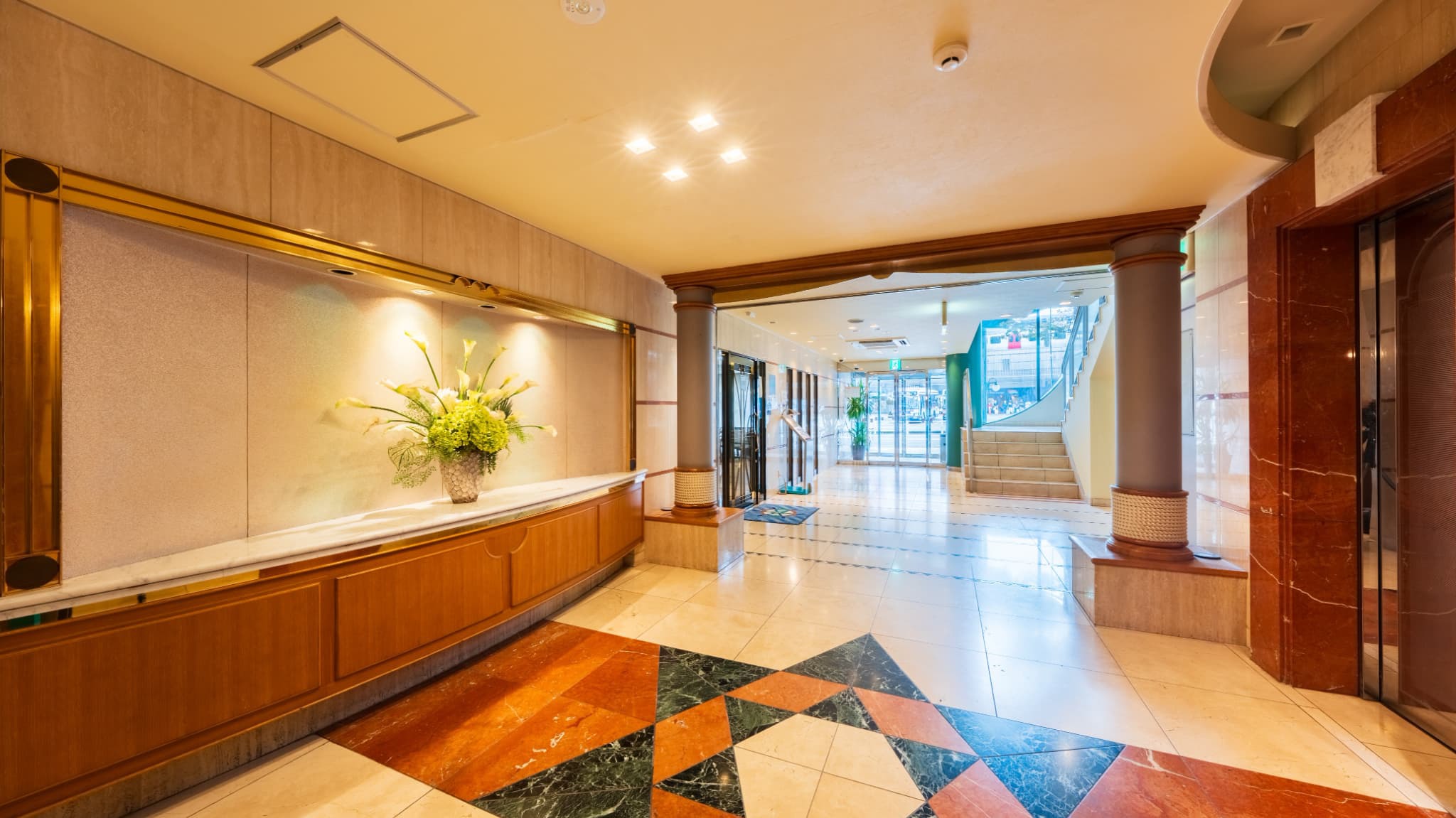 １Fエントランス