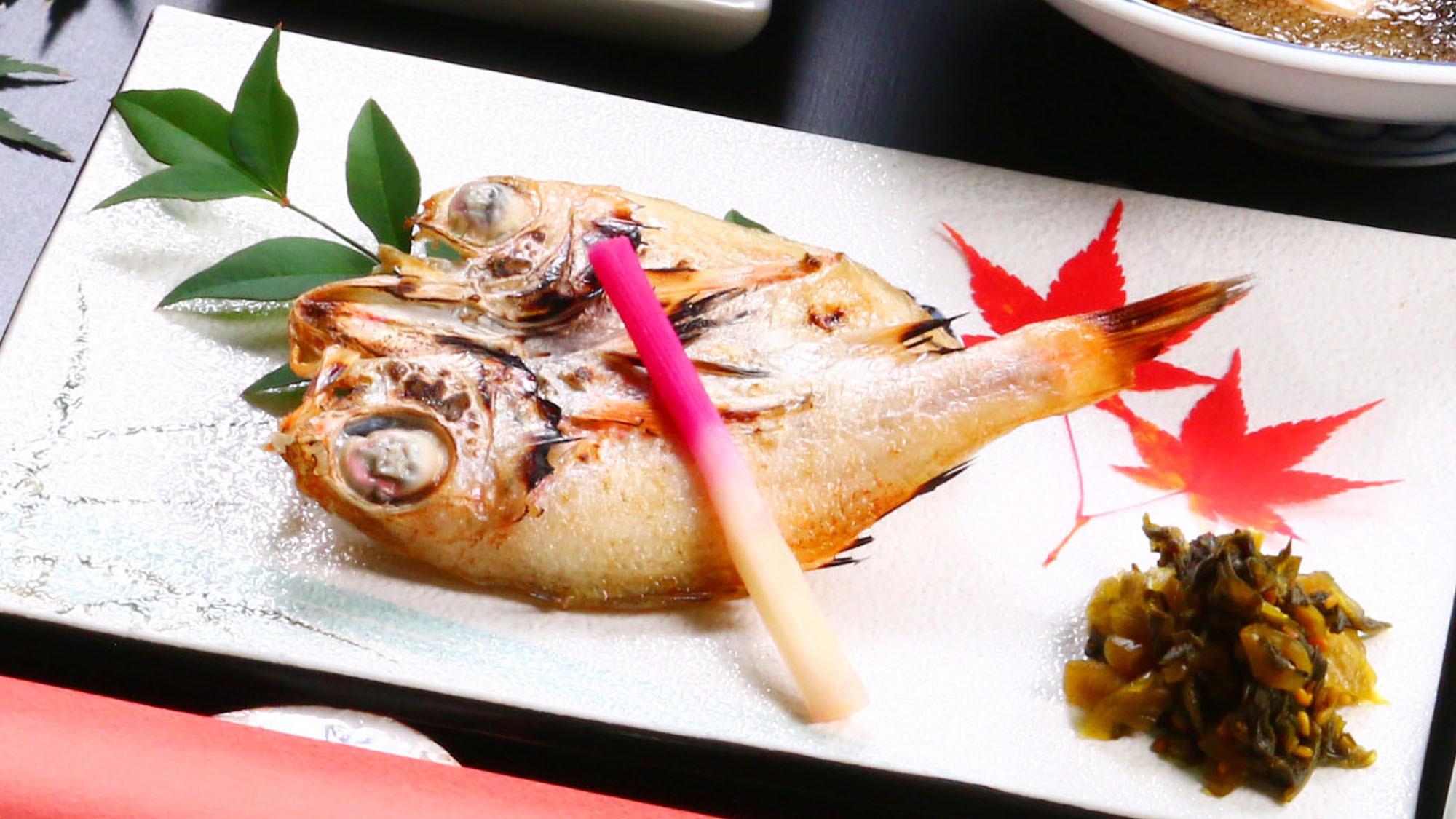 【夕食】すべての夕食料理コース焼き魚の一例