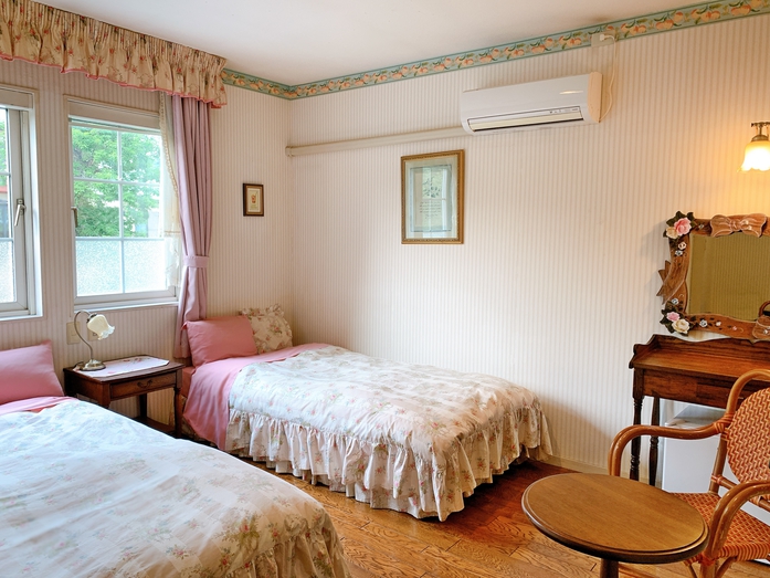 Room_206_内装