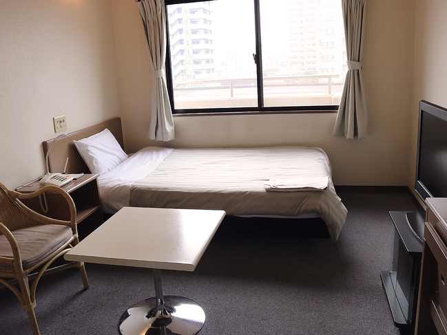 La Gare Oita La Gare Oita is perfectly located for both business and leisure guests in Oita. The property offers a wide range of amenities and perks to ensure you have a great time. Laundry service, fax or photo c