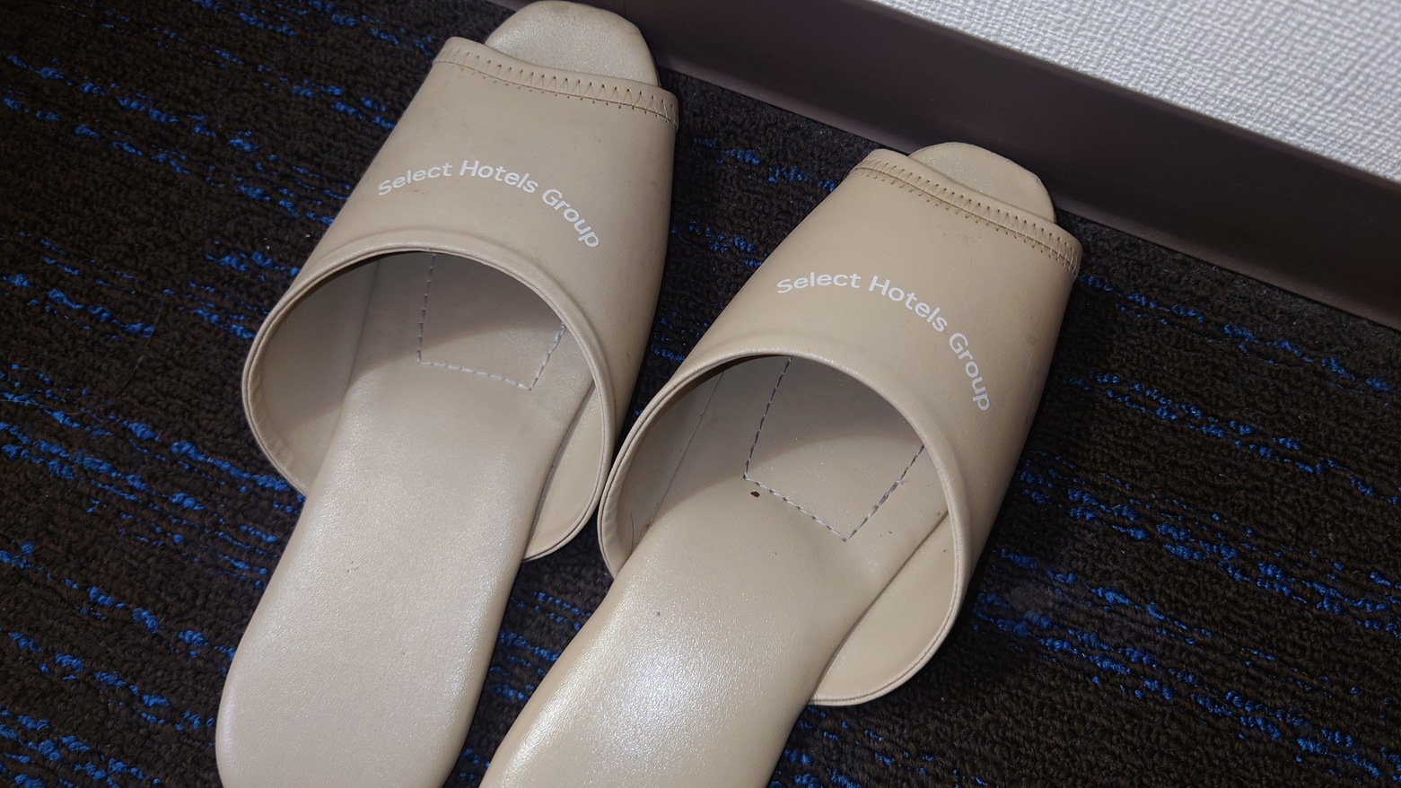 部屋備品_スリッパ