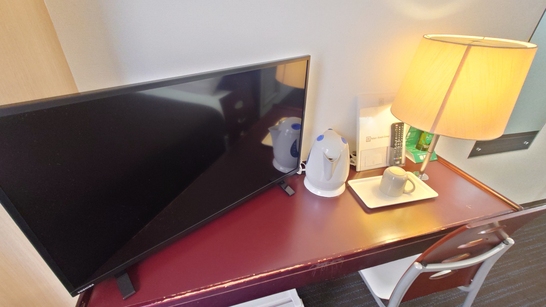 部屋備品_デスク周り
