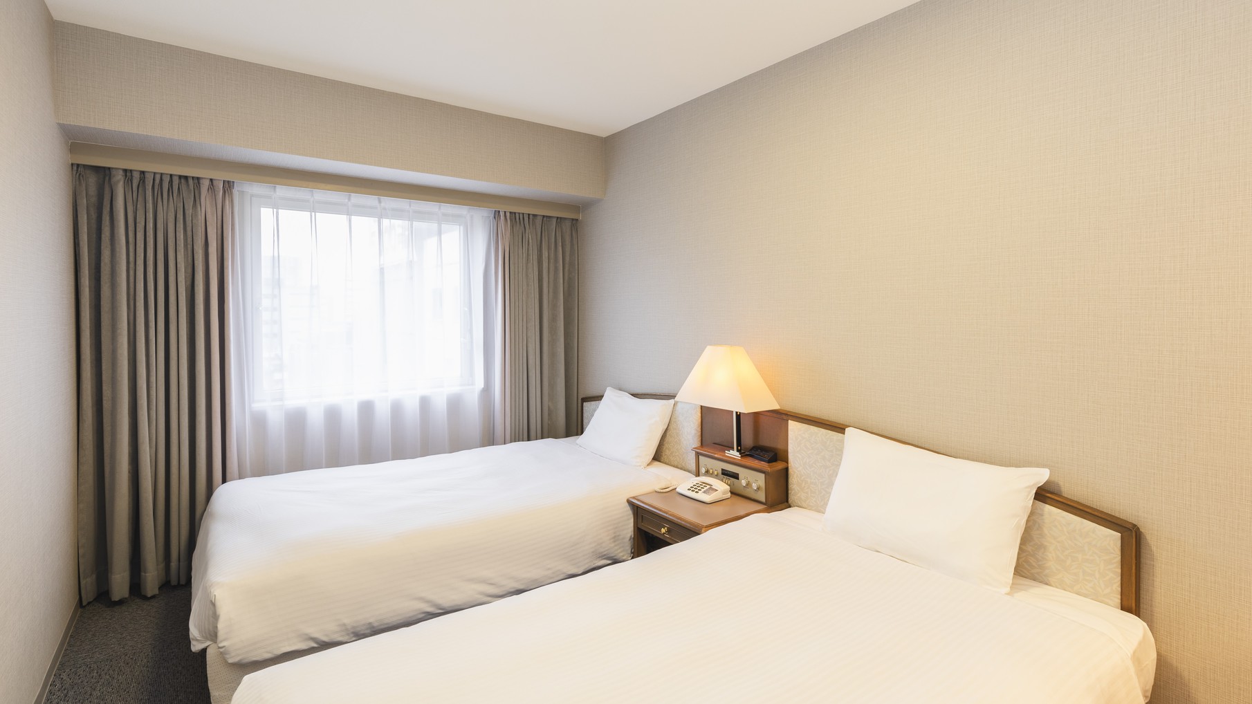 【エコノミーツイン】18m²;/ベッド幅110cm×;2台/Wi-Fi接続無料