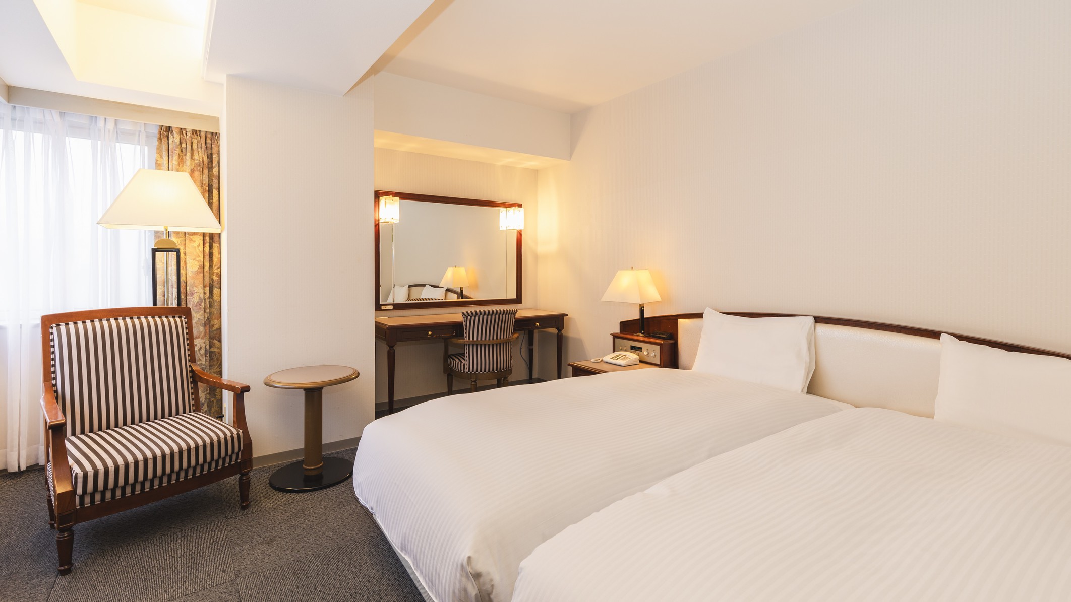 【スーペリアツイン】25.2m²;/ベッド幅100cm×;2台/Wi-Fi接続無料