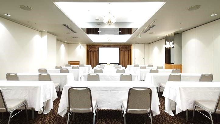 会議室・宴会場（スクール型）