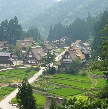 ミシュラン三ツ星&世界遺産五箇山相倉集落