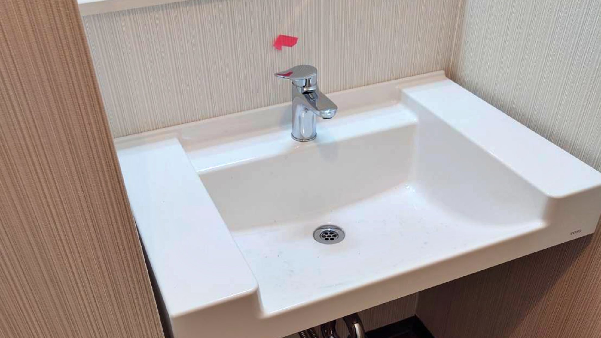 和室に洗面台も2024年2月にリニューアルしました。※和室にバスはありません。