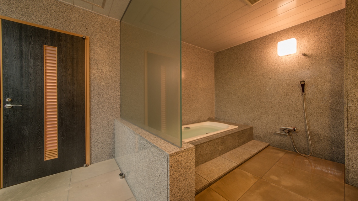 大観荘最上階の特別室「きくすい」浴室