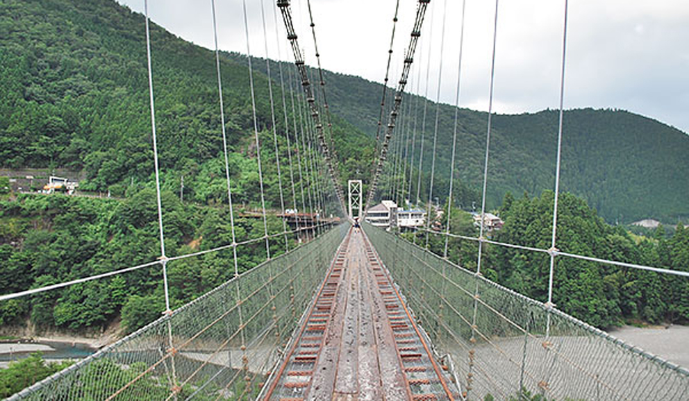 *谷瀬の吊り橋【十津川村】観光地のため、周りに飲食店などあります。